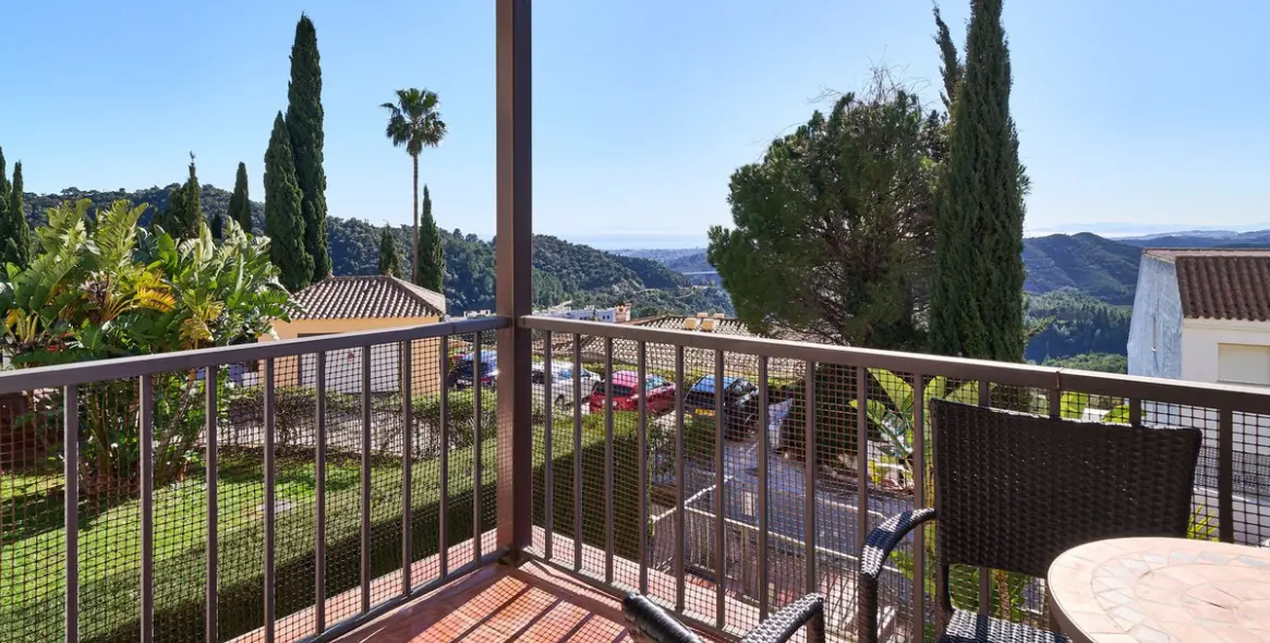 Продажа апартаментов на среднем этаже в Istán 3