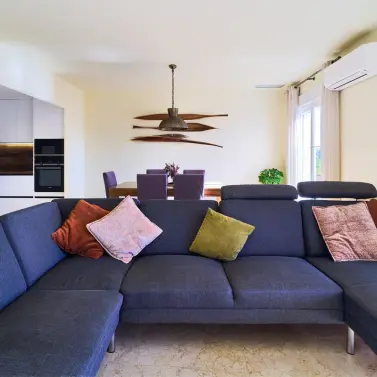 Продажа апартаментов на среднем этаже в Istán