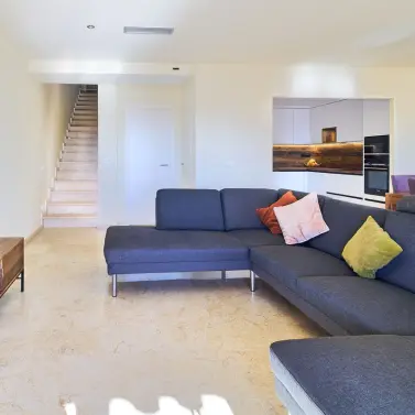 Продажа апартаментов на среднем этаже в Istán