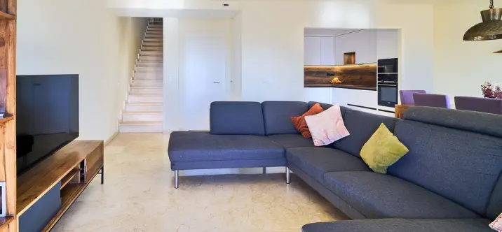 Продажа апартаментов на среднем этаже в Istán 4