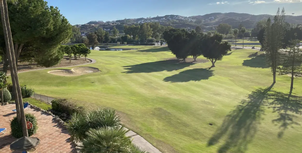 Sale of penthouse in Mijas 1