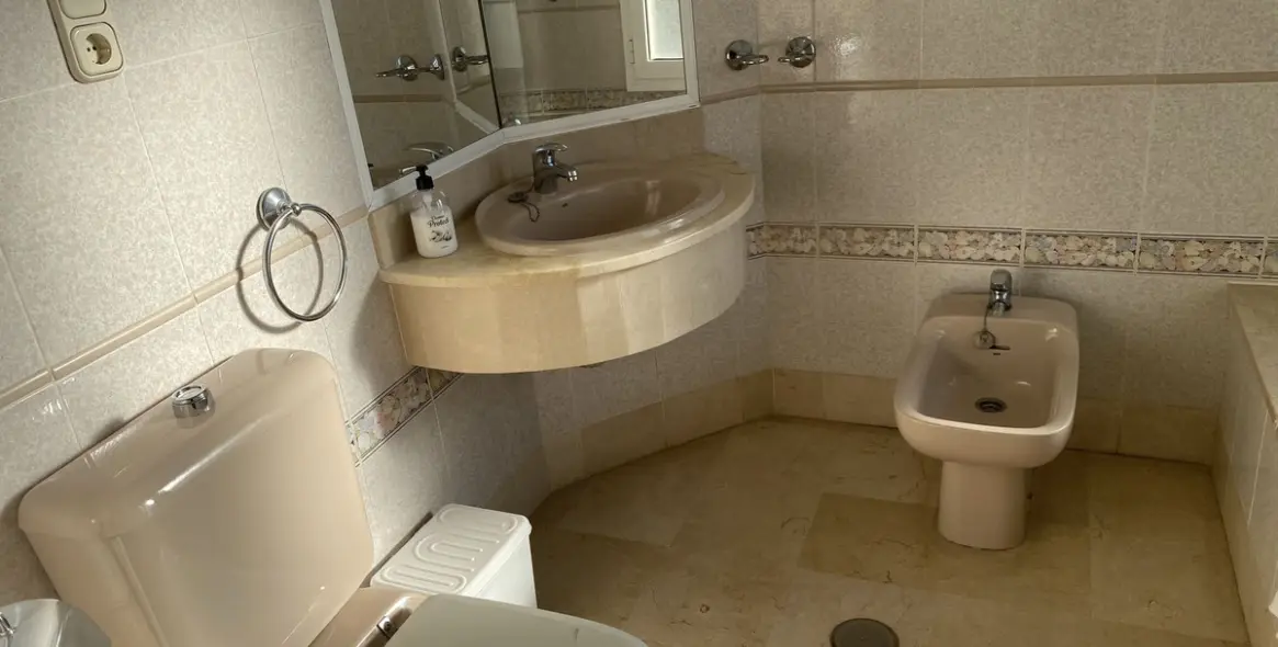 Sale of penthouse in Mijas 17