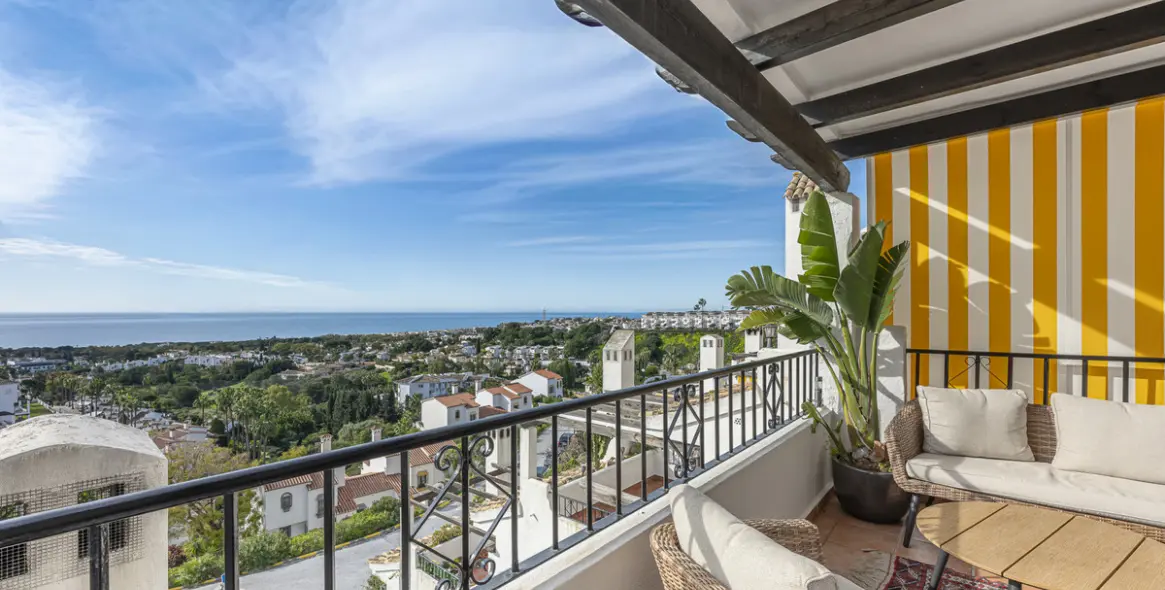 Продажа апартаментов на среднем этаже в Mijas Costa 4