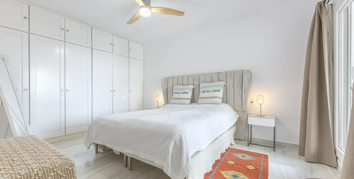 Продажа апартаментов на среднем этаже в Mijas Costa 20