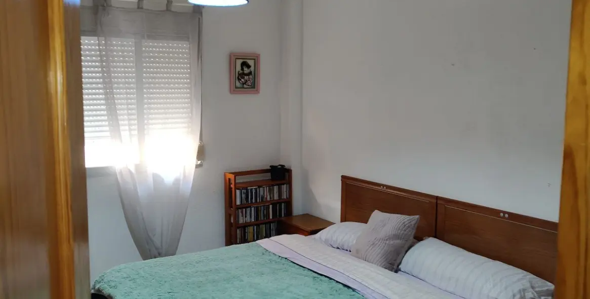 Sale of middle floor apartment in Estepona 10