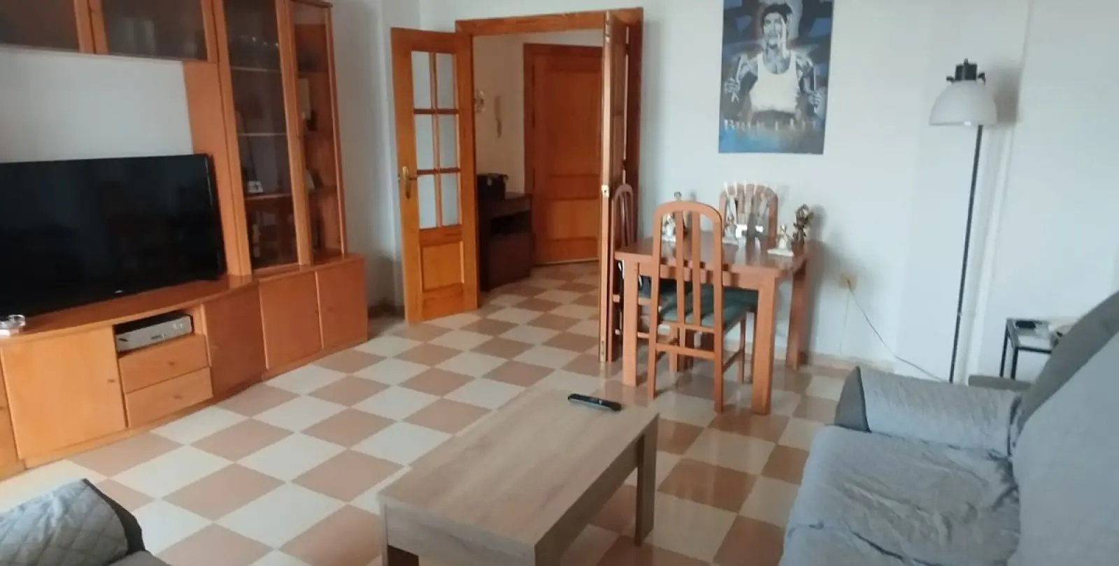 Продажа апартаментов на среднем этаже в Estepona 3