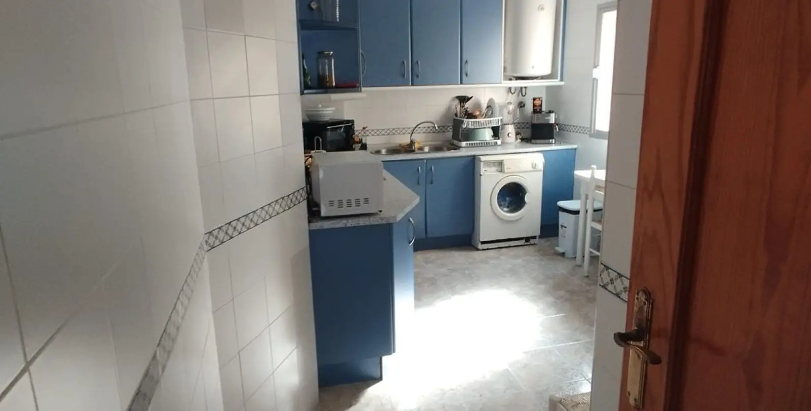 Продажа апартаментов на среднем этаже в Estepona 7