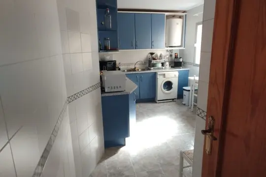 Image 7 thumb