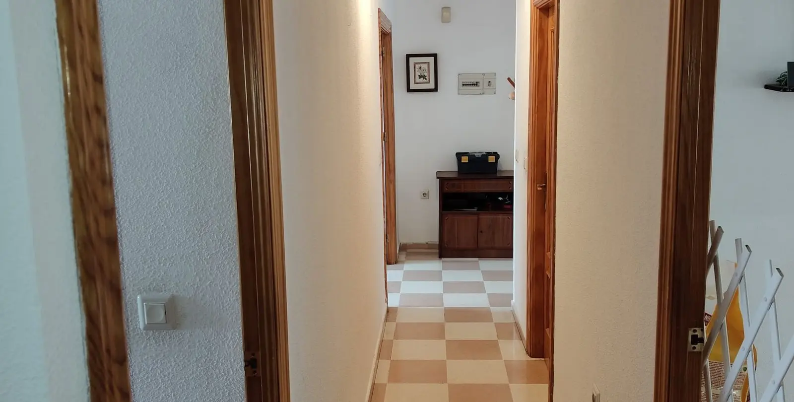 Продажа апартаментов на среднем этаже в Estepona 17