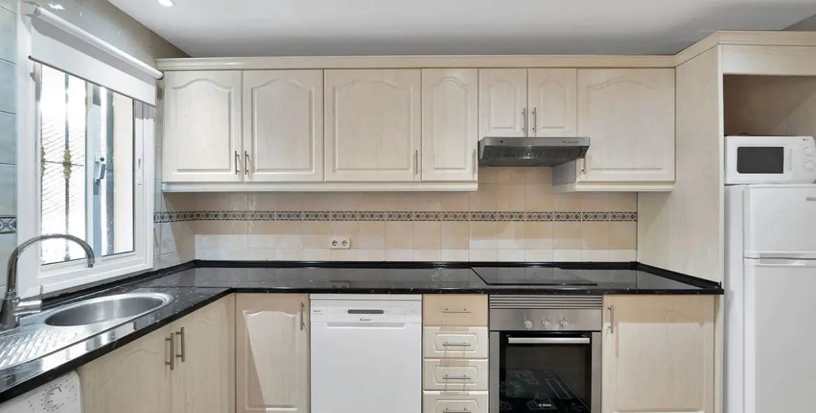 Venta de apartamento en planta baja en Nueva Andalucía 4