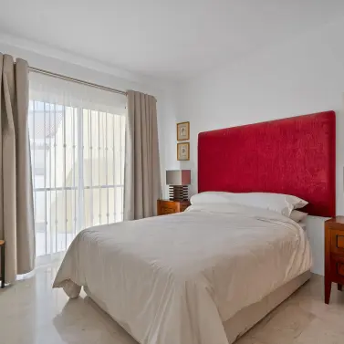 Venta de apartamento en planta baja en Nueva Andalucía