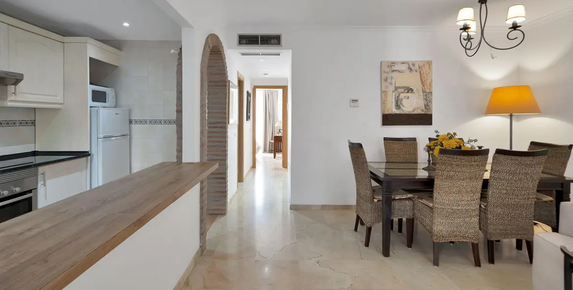 Venta de apartamento en planta baja en Nueva Andalucía 9