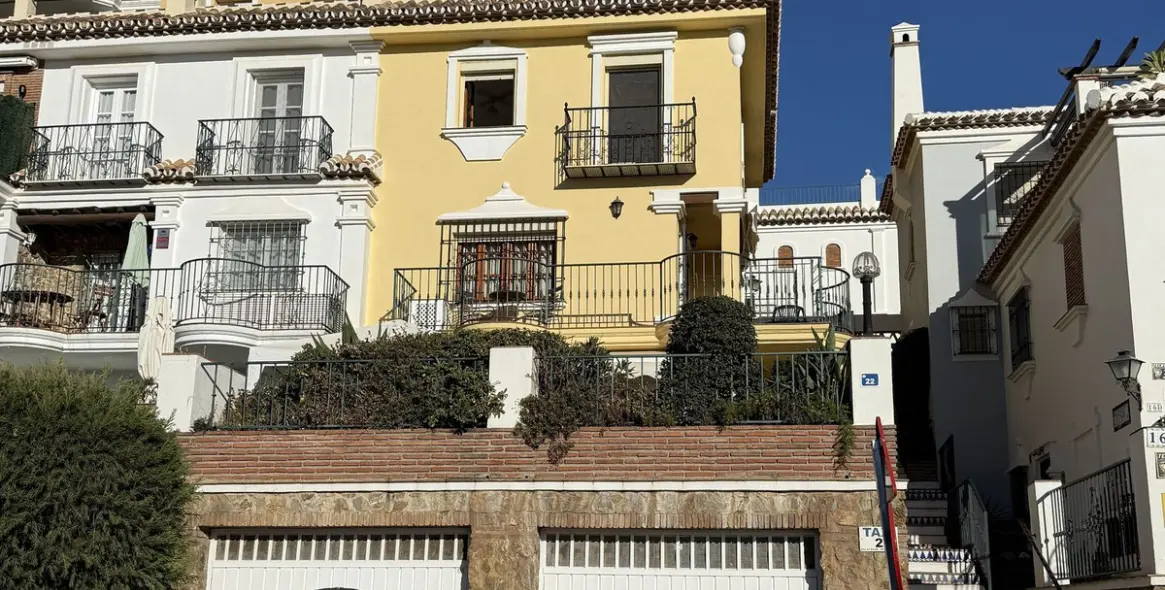 Sale of townhouse in Mijas Golf 30