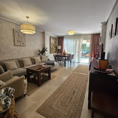 Sale of ground floor apartment in Las Chapas