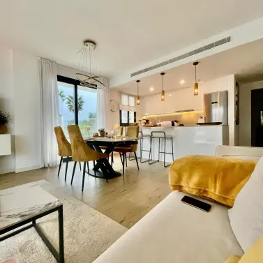 Sale of ground floor apartment in Estepona