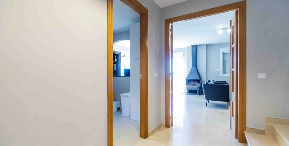 Продажа дома на две семьи в Mijas 5