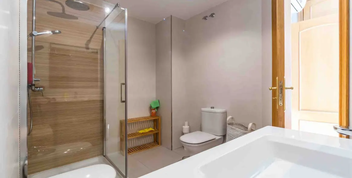 Продажа дома на две семьи в Mijas 27