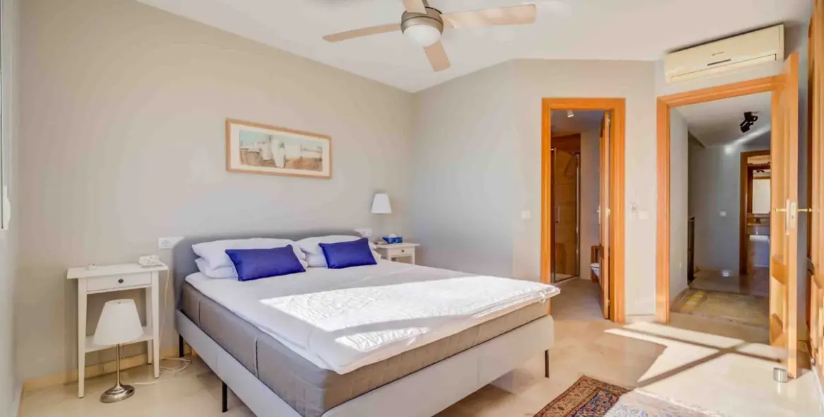 Продажа дома на две семьи в Mijas 32