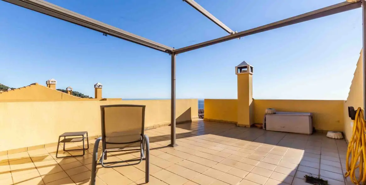 Продажа дома на две семьи в Mijas 54