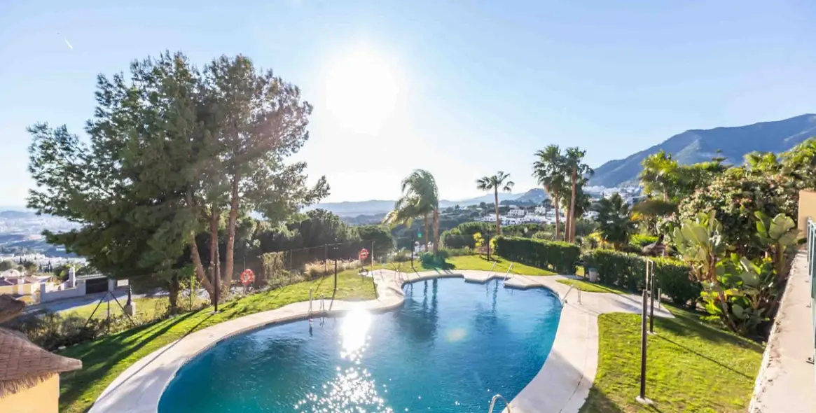 Продажа дома на две семьи в Mijas 58