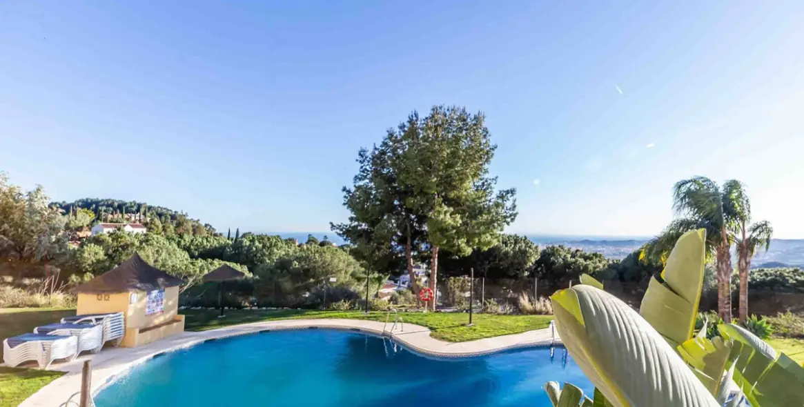 Продажа дома на две семьи в Mijas 59