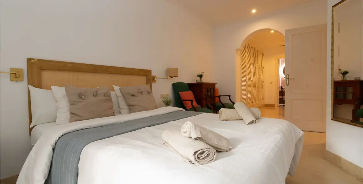 Sale of ground floor apartment in Elviria 15