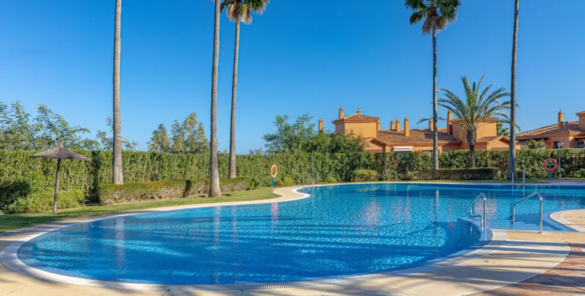 Venta de apartamento en planta baja en Benahavís 5