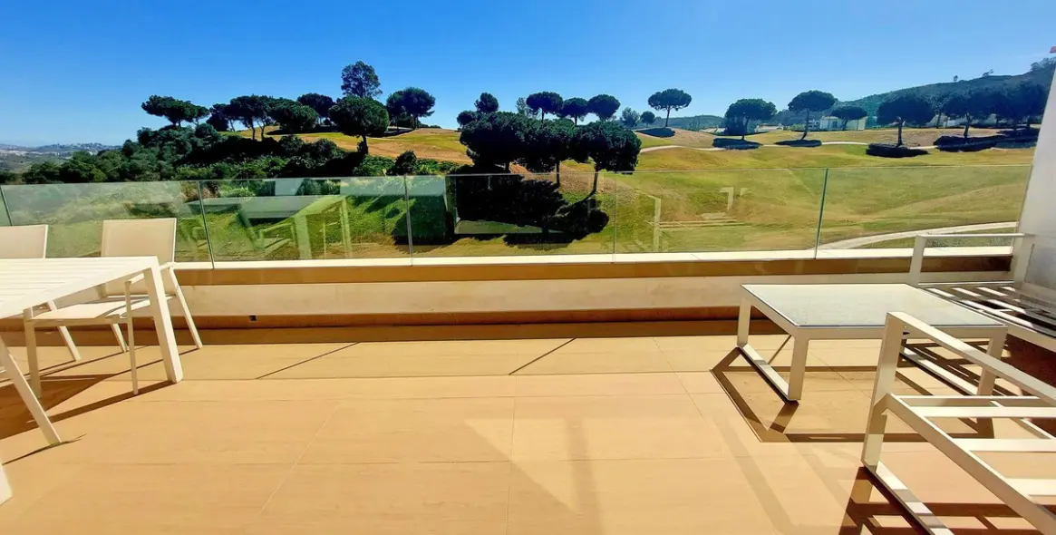 Sale of penthouse in La Cala Golf 12