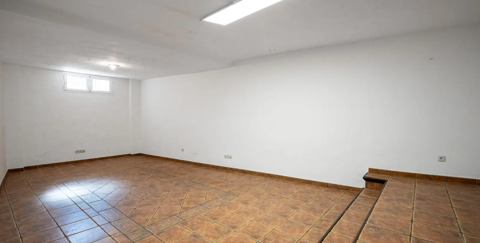 Sale of detached villa in The Golden Mile 17