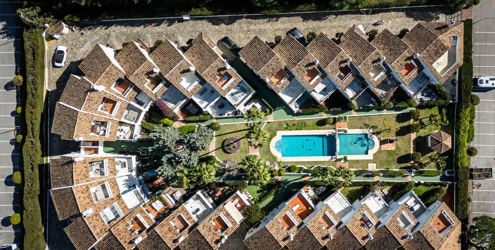Sale of detached villa in The Golden Mile 28