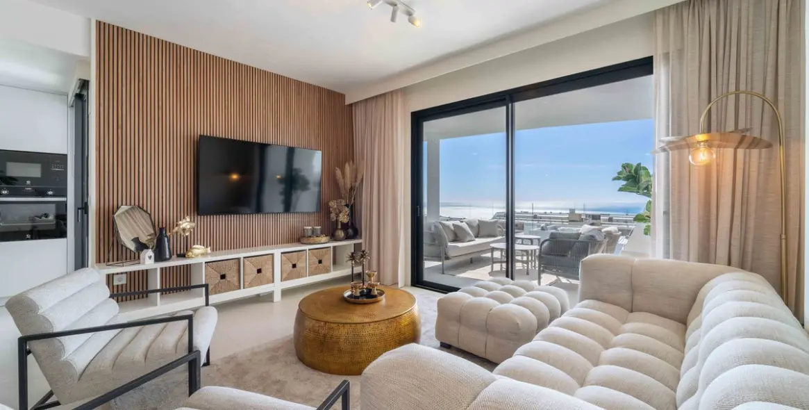 Продажа апартаментов на среднем этаже в Fuengirola 1