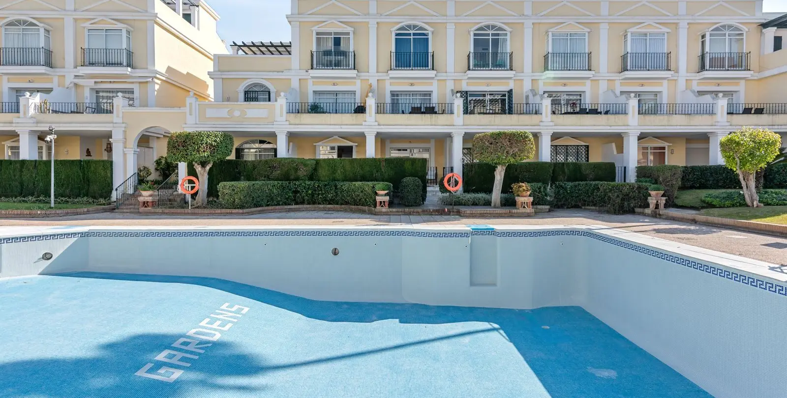 Продажа апартаментов на первом этаже в Marbella 7
