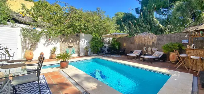 Продажа дома на две семьи в Marbella 3