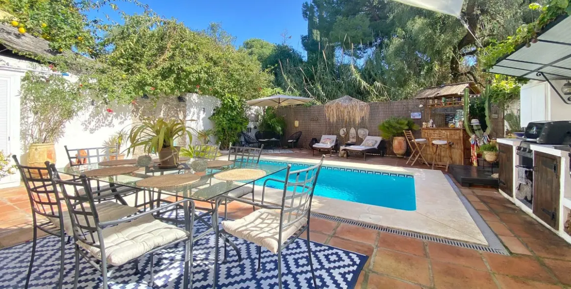 Продажа дома на две семьи в Marbella 5