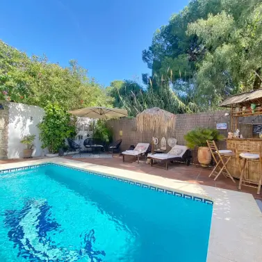 Продажа дома на две семьи в Marbella