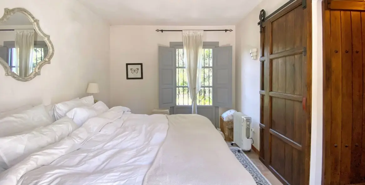 Продажа дома на две семьи в Marbella 26