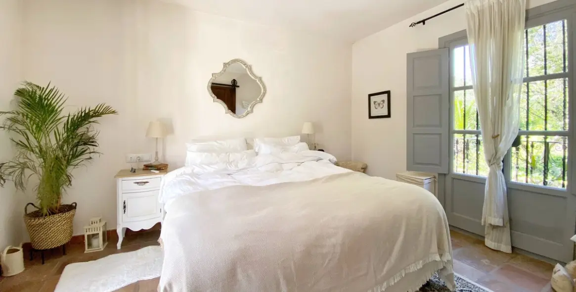 Продажа дома на две семьи в Marbella 27