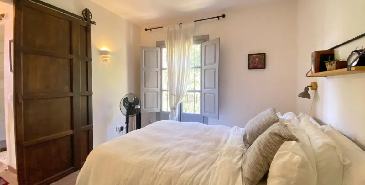 Продажа дома на две семьи в Marbella 32