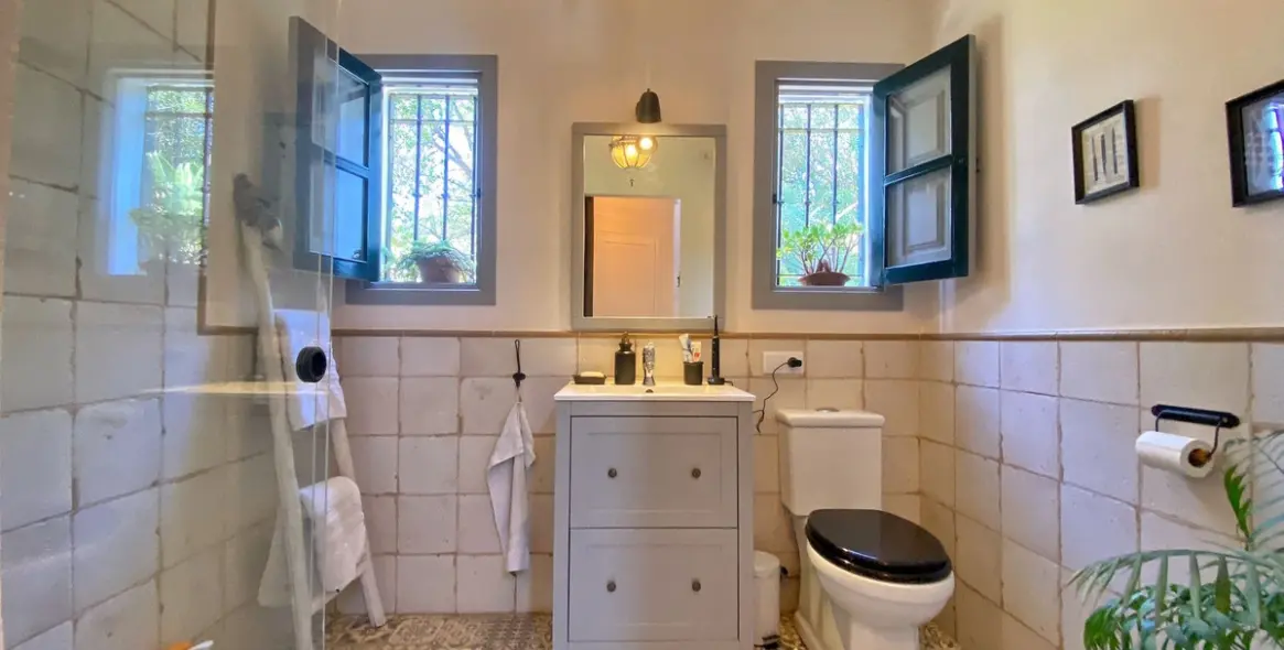 Продажа дома на две семьи в Marbella 33