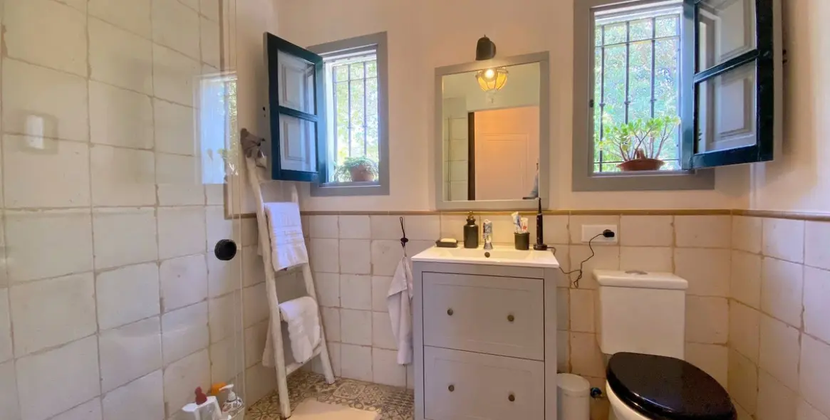 Продажа дома на две семьи в Marbella 34