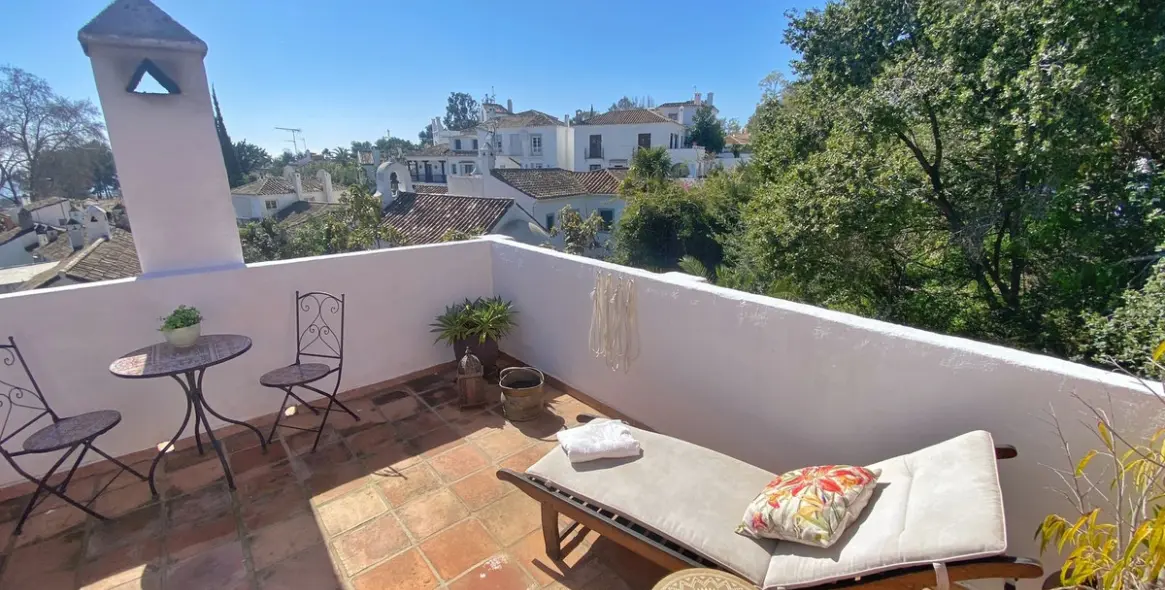 Продажа дома на две семьи в Marbella 53