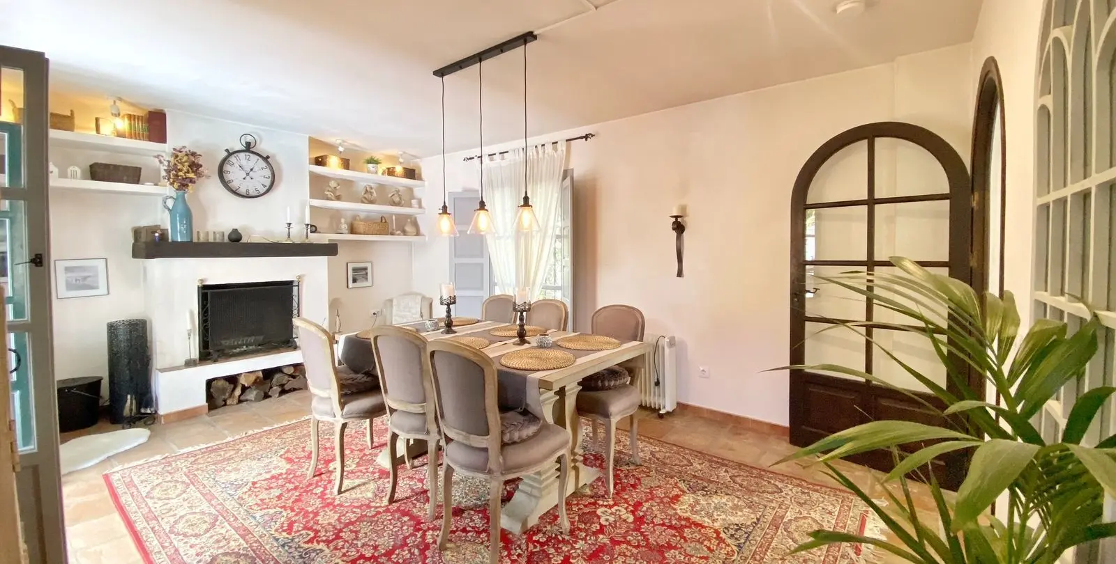 Продажа дома на две семьи в Marbella 6