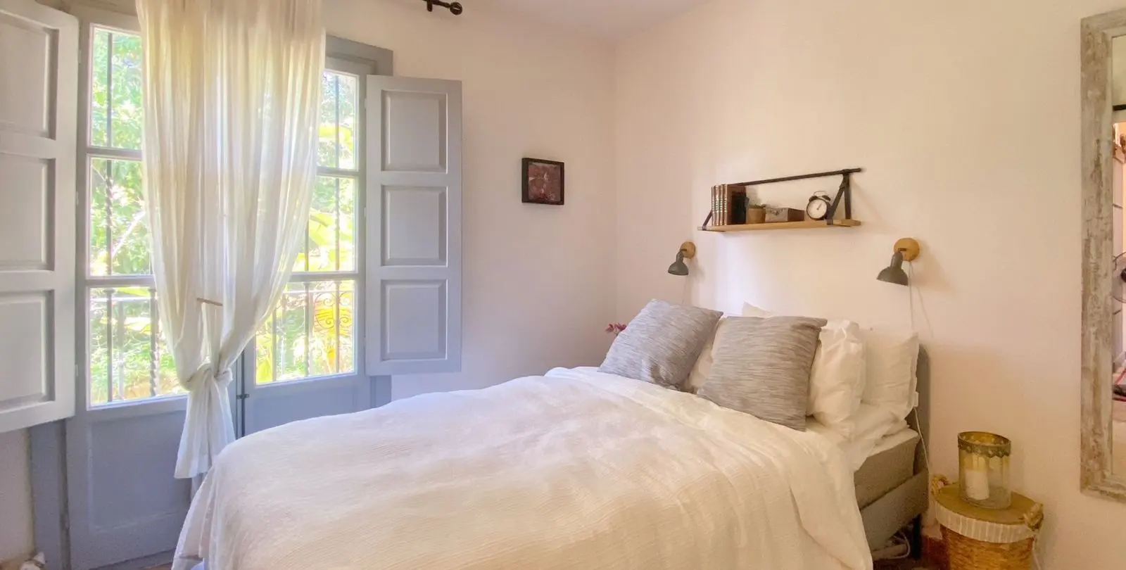 Продажа дома на две семьи в Marbella 31