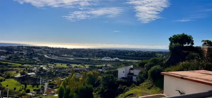 Venta de ático dúplex en Benahavís 3