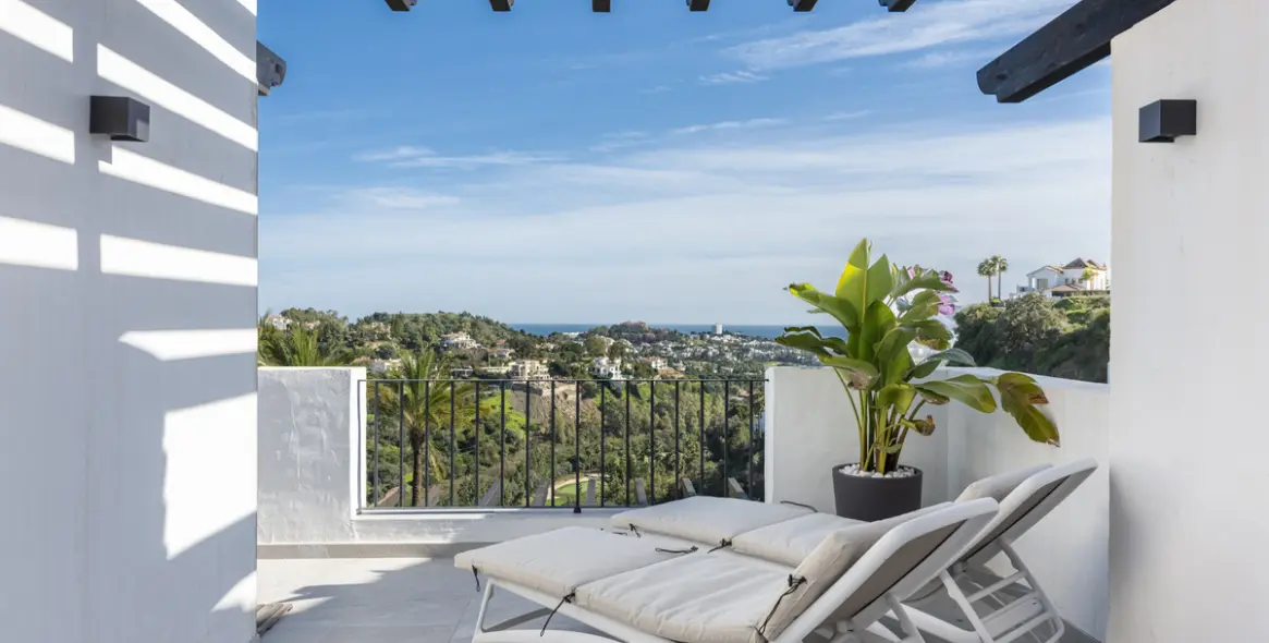 Venta de ático dúplex en La Quinta 20