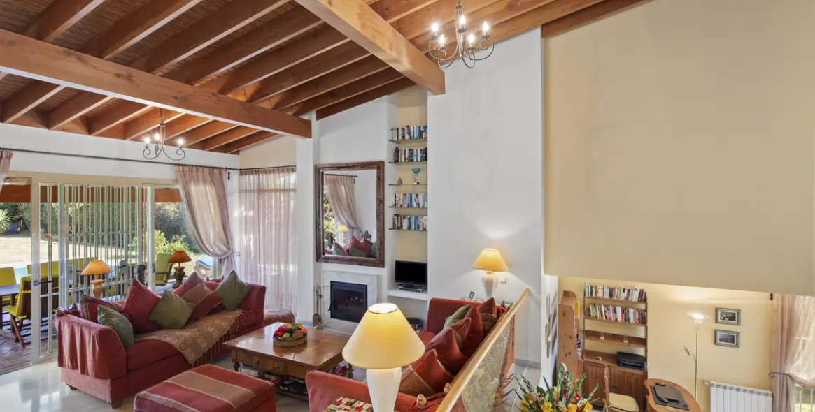 Venta de villa independiente en Benahavís 2