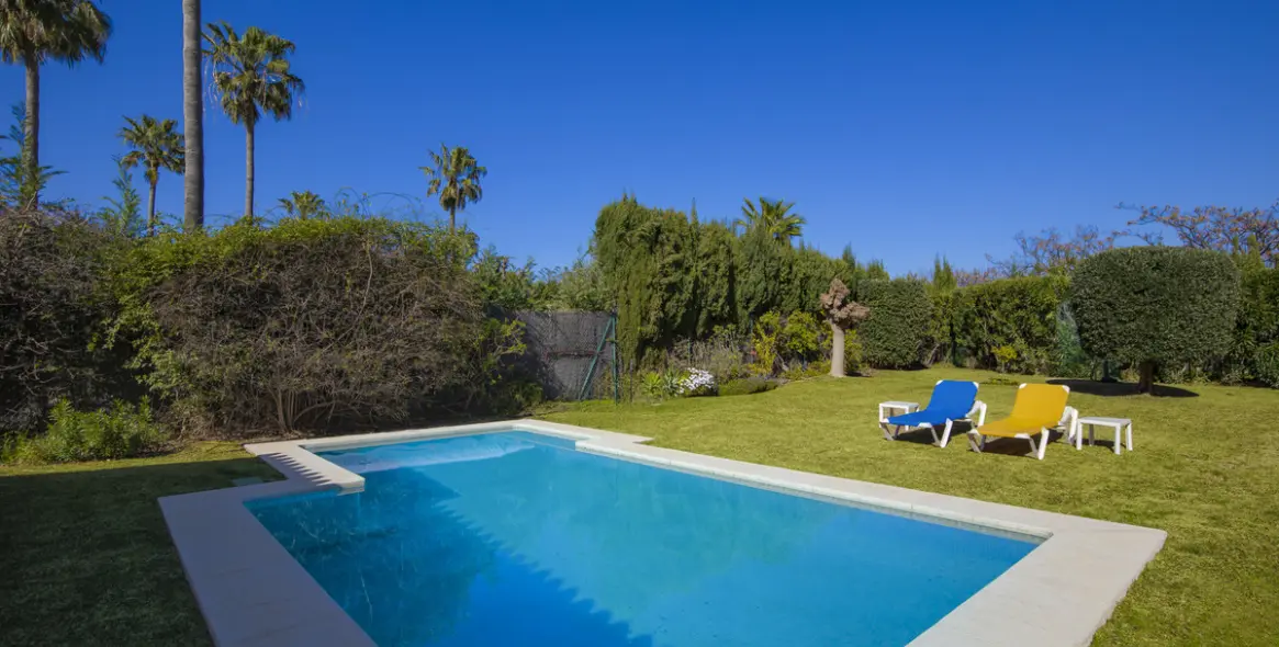 Продажа  отдельно стоящей виллы в Benahavís 27