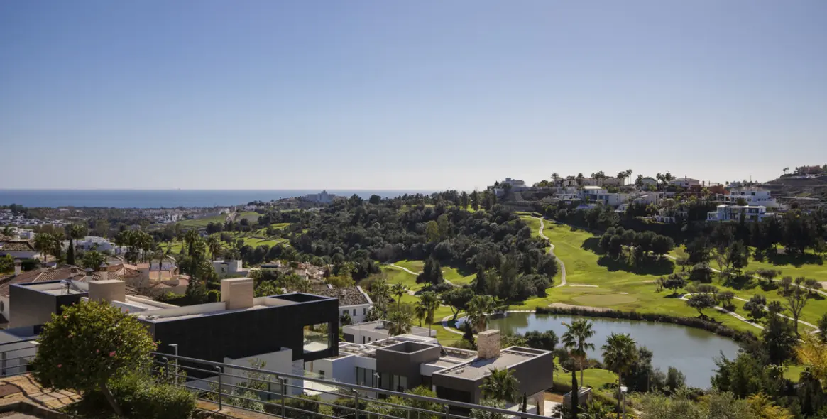 Продажа  отдельно стоящей виллы в Benahavís 34