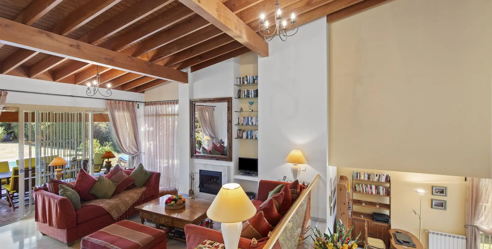 Sale of detached villa in Benahavís 2