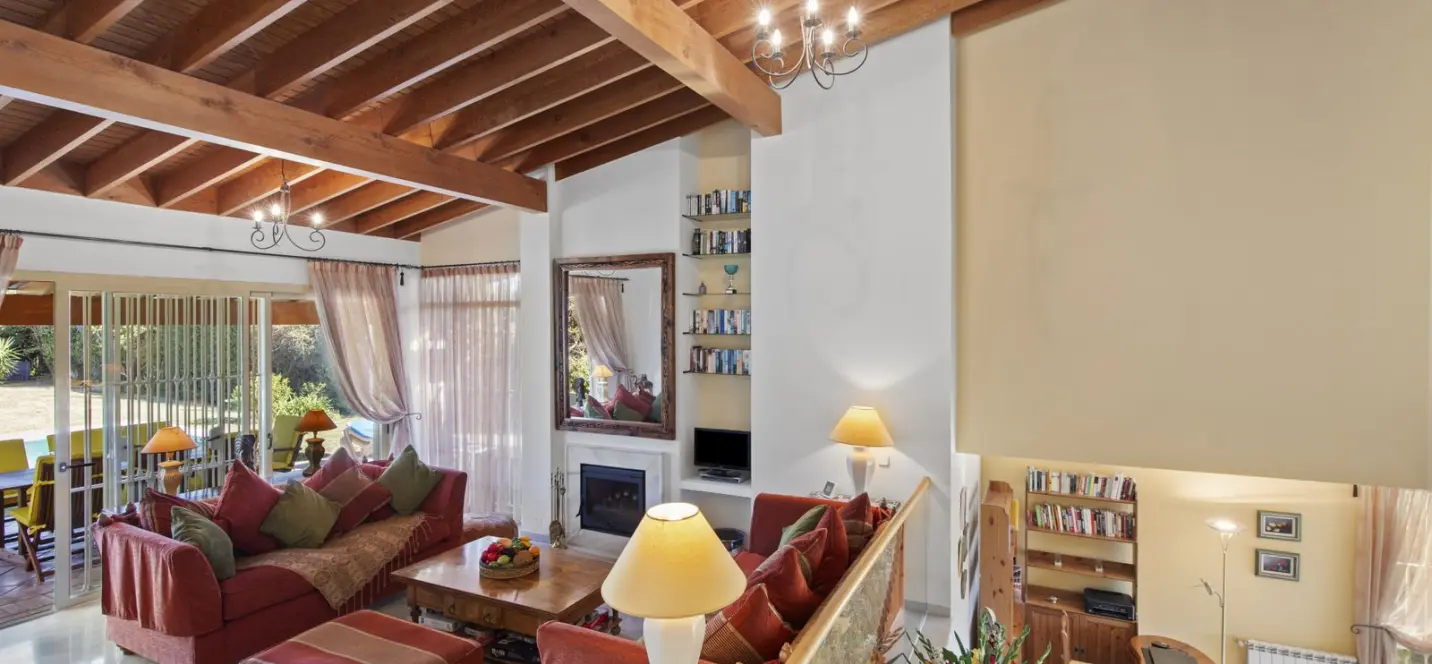 Sale of detached villa in Benahavís 1